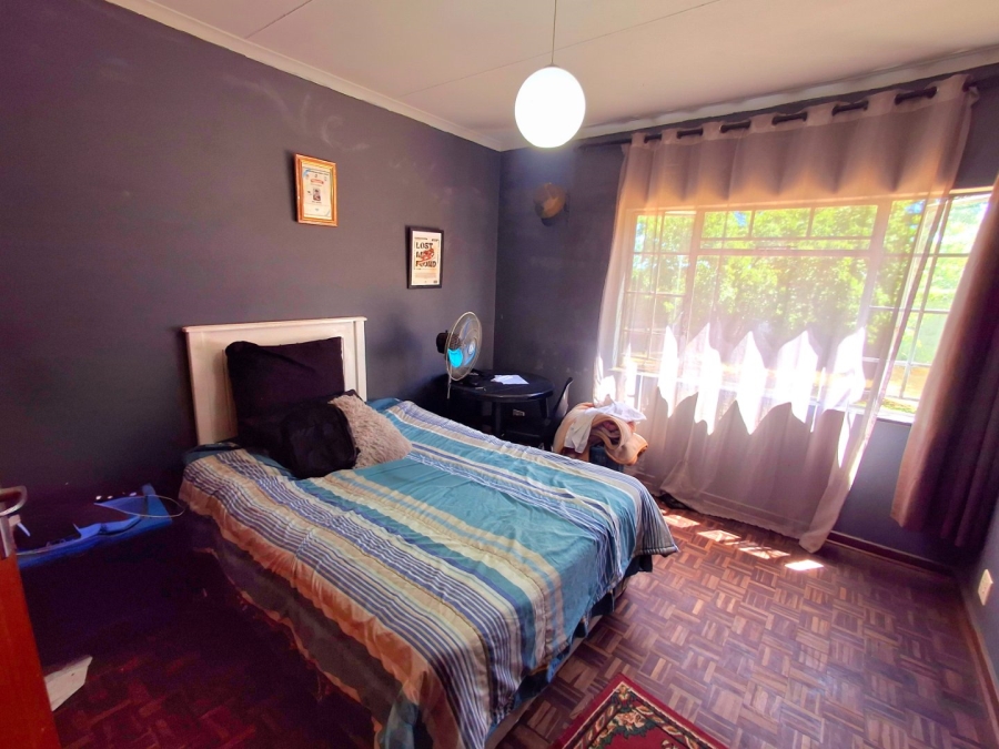 3 Bedroom Property for Sale in Roodia Free State